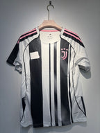 JUVENTES 2025-26 HOME KIT