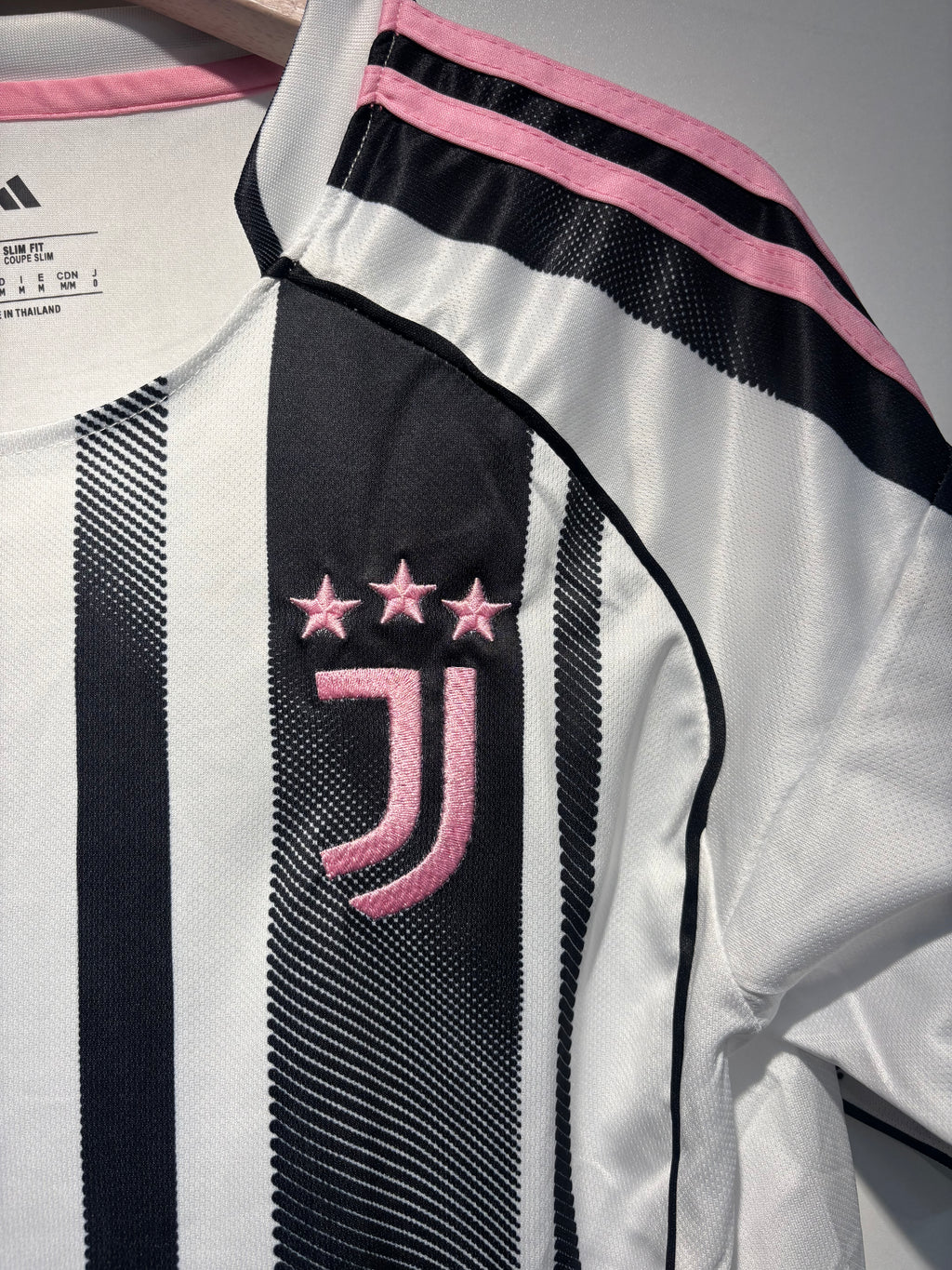 JUVENTES 2025-26 HOME KIT